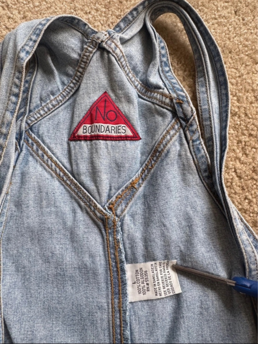 No Boundaries Light Blue Denim Overalls with Red Patch - Picture 4 of 6
